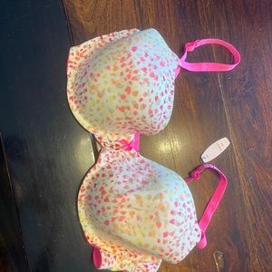 Victoria’s Secret Bra 38DD NWT